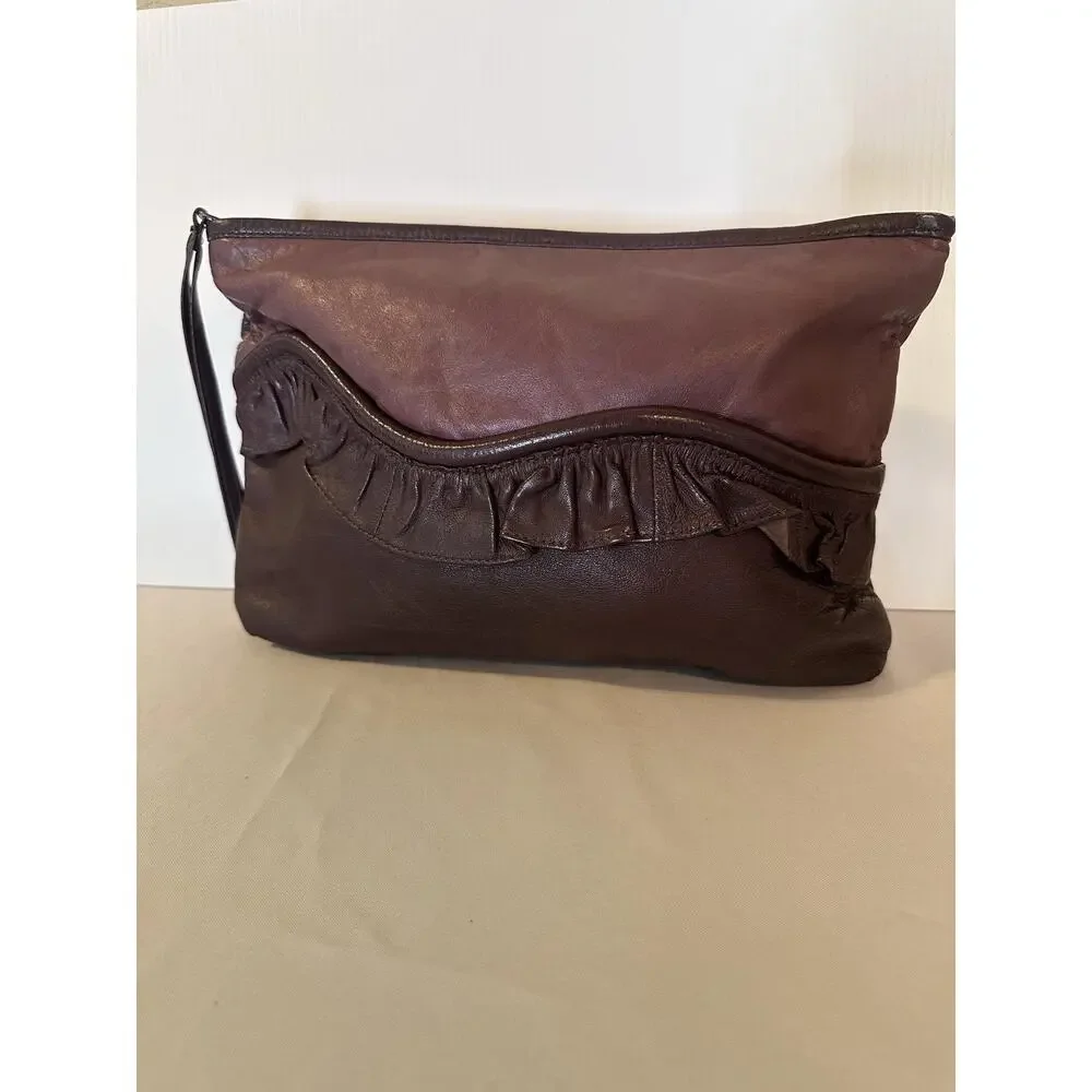 VTG Clutch Bag Womens Large Purple Leather Ruffle Zip Wristlet Clutch Purse